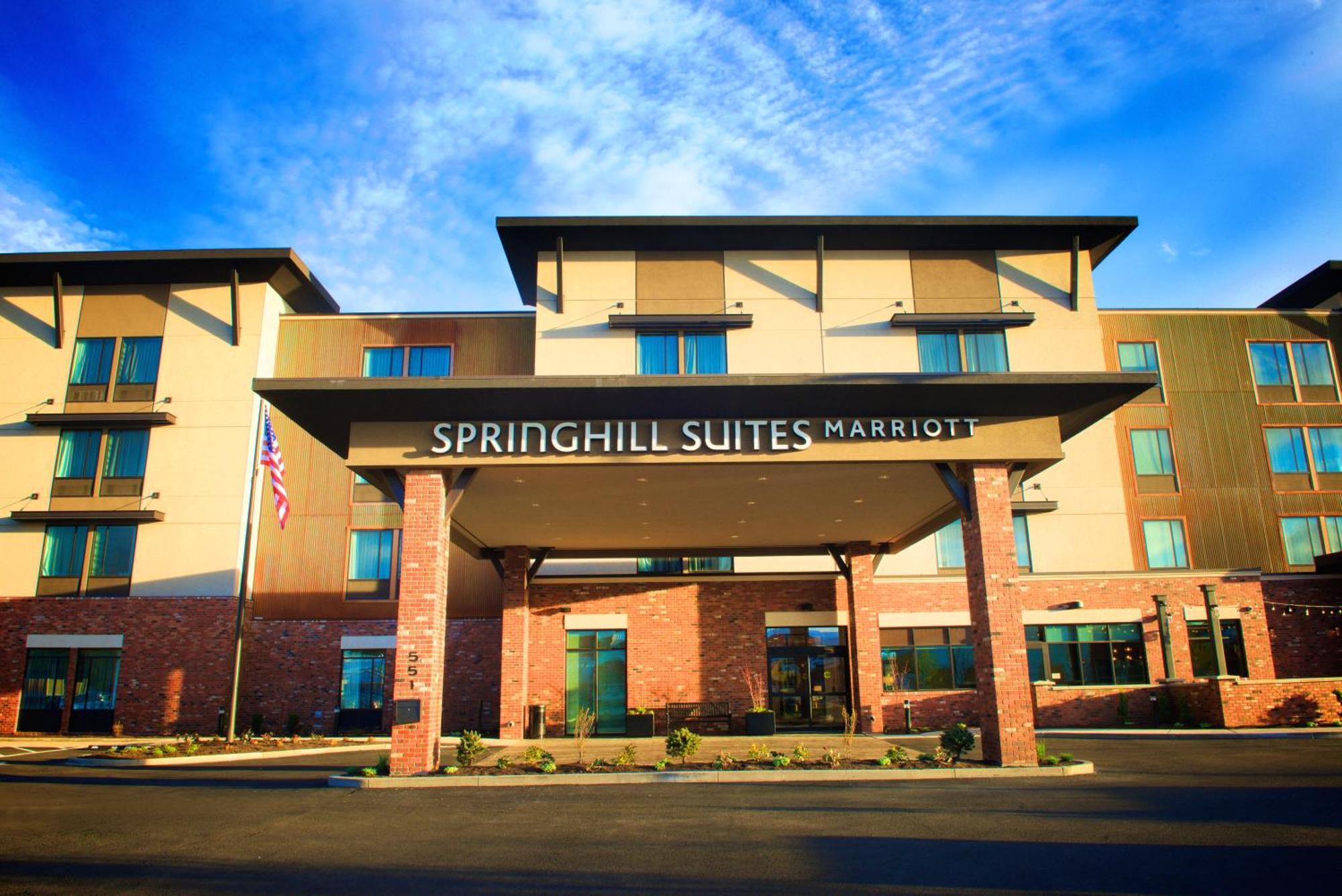 Springhill Suites By Marriott Bend Exterior photo